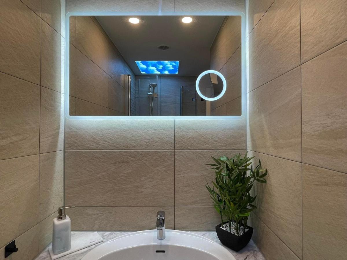 Апартаменты Themenpartment Himmel Und Mehr Penthouse Гельзенкирхен Экстерьер фото